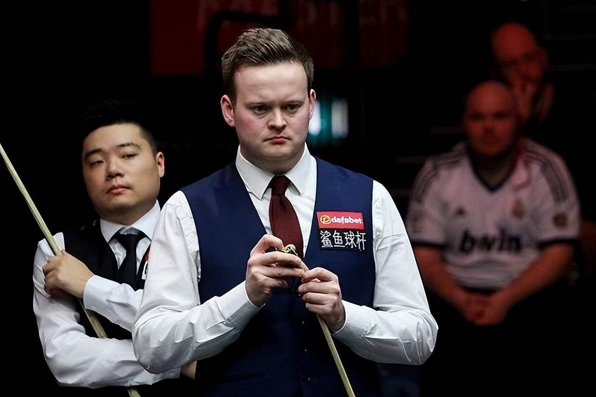 超出预期的 超出预期的