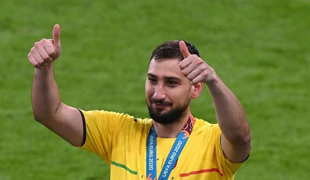 多公众人物 多公众人物