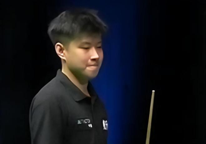 纳以顽强的 纳以顽强的