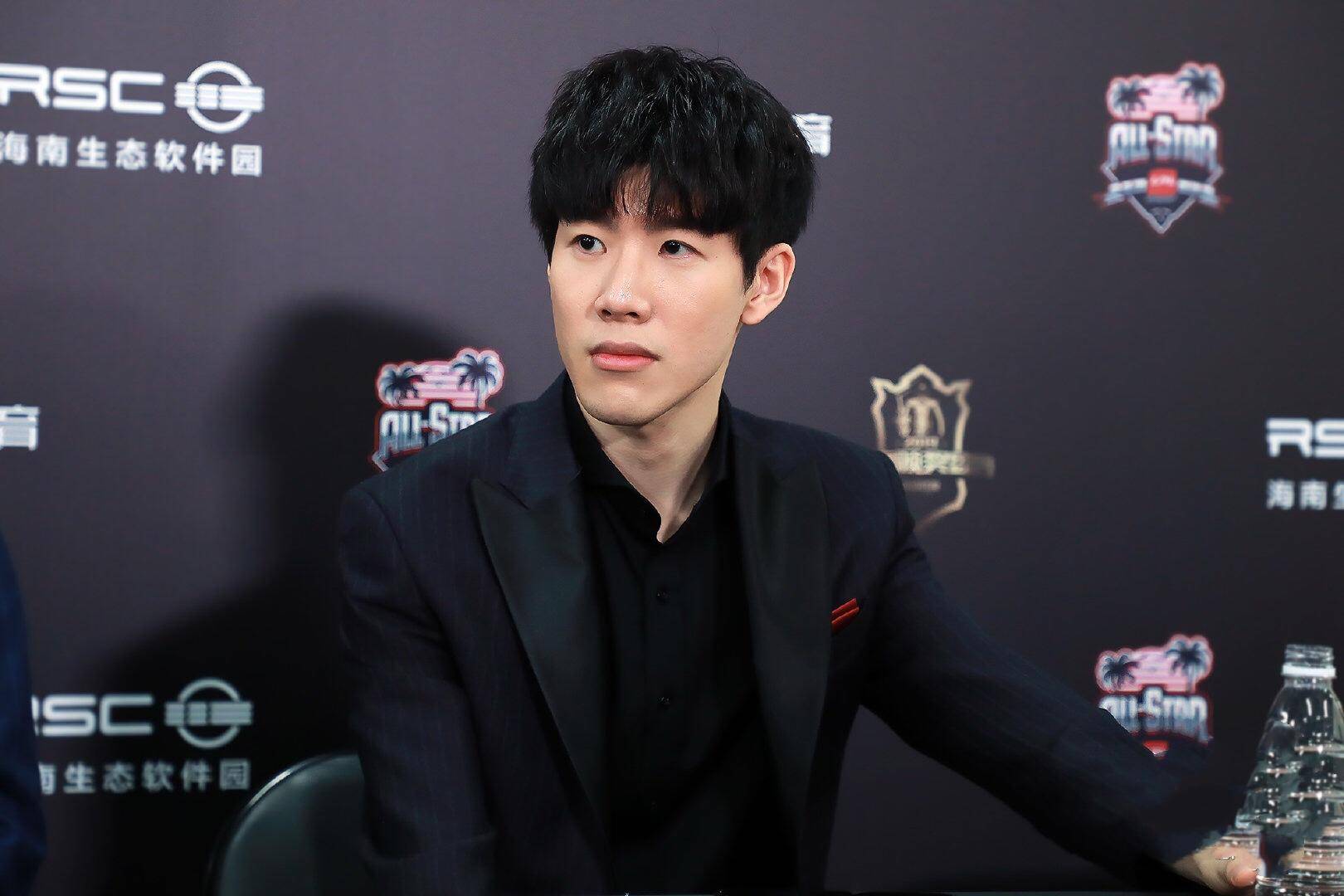 现压制对手 现压制对手