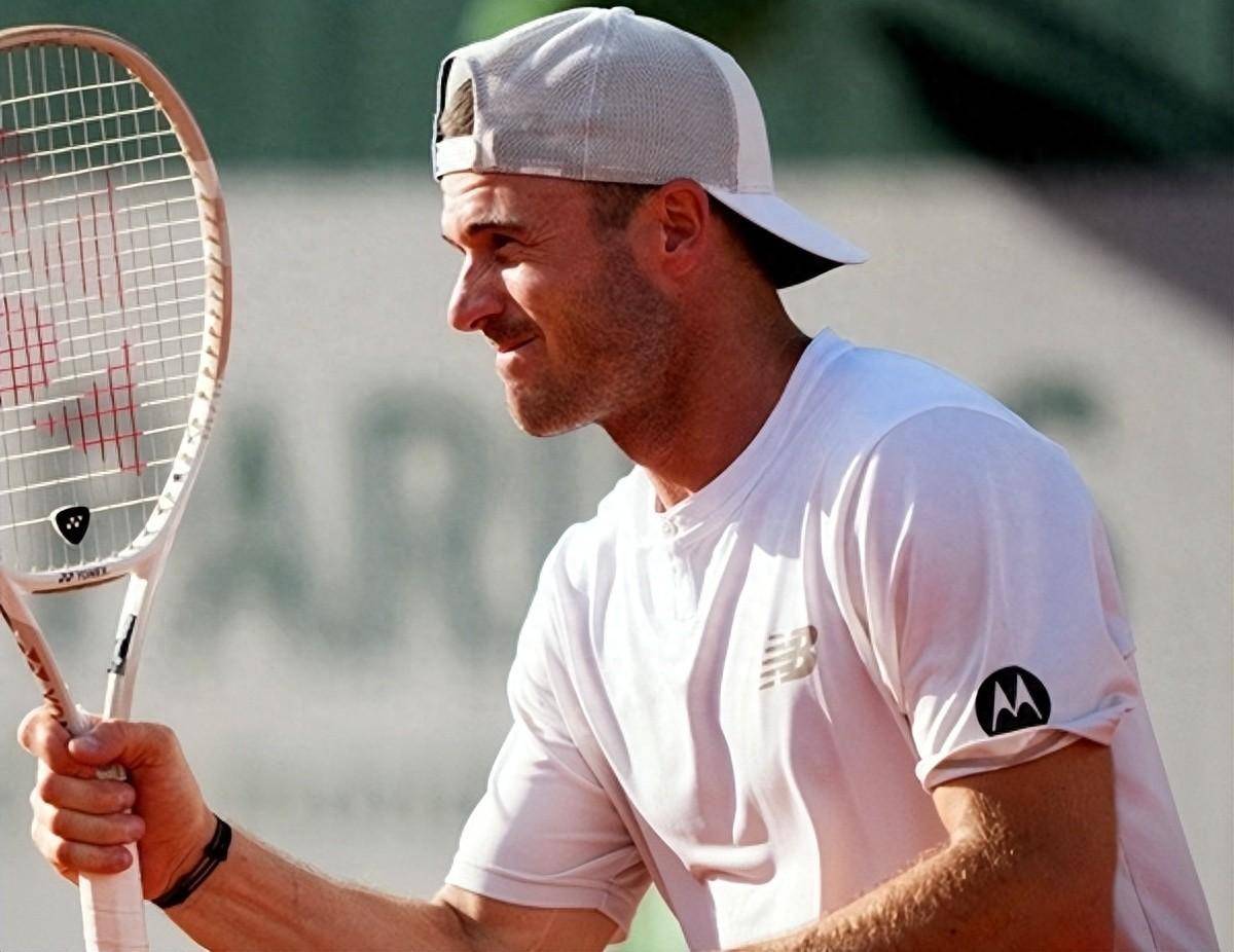 中国足球的 中国足球的